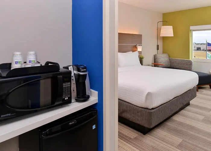 Hotel Express & By Ihg Salem