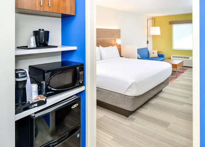 Express & By Ihg Hotel Salem
