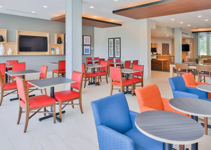 Express & By Ihg Hotel Salem