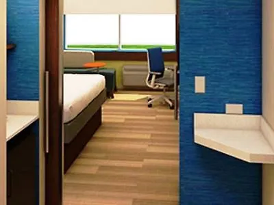 Express & By Ihg
