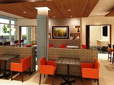 Express & By Ihg Hotel 2*