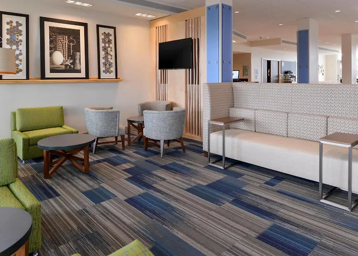 Express & By Ihg Salem
